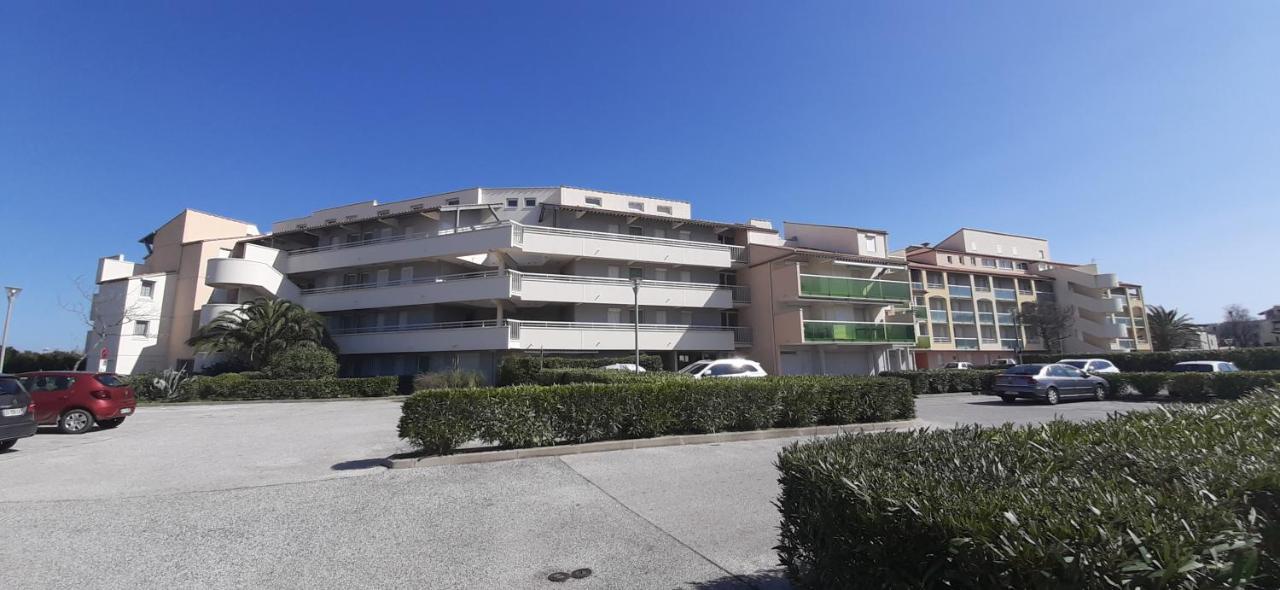 LES GOELLETTES : vue mer et piscine Saint-Cyprien  Extérieur photo